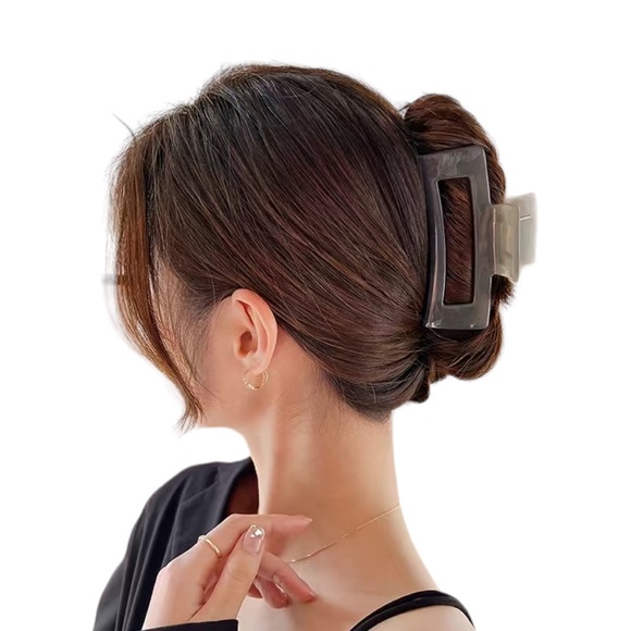 3 Piece Large Sized Translucent Hair Clips - Picture 5 of 7